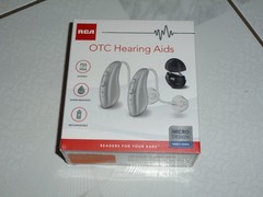 RCA OTC Behind-The-Ear Hearing Aids With Charging Case Silver RSH062SL – NEW!!