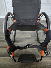 Quickie Q7 Manual Wheelchair Ultralight rigid wheelchair 19 x 15
