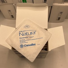 Convatec 125270 Sur-fit Natura Stomahesive Flexible Pre-cut Wafer box of 10