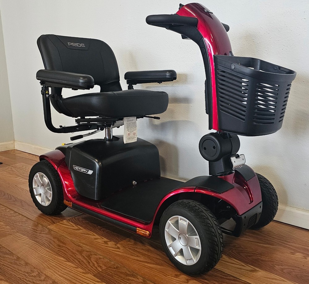 Pride Mobility Victory 10 4-Wheel Mobility Scooter – OPEN BOX Demo Unit