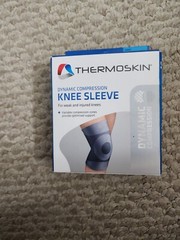 NEW Thermoskin Dynamic Compression Knee Sleeve 86611 Large/Extra Large