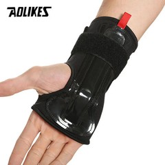 Ski Wrist Guards Support Braces Pair Snowboard Skating Hand Palm Protection