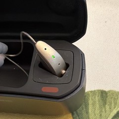 Beltone Amaze BTE Rechargeable Digital Hearing Aids Pair w/ Charging Case