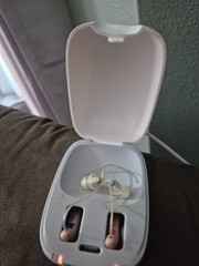 Miracle-Ear hearing aids, CHARGER B/R2 hearing aid rechargeable pair