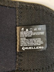 Mueller Adjustable Hinged Knee Brace S/M Support Wrap Neoprene Left/Right