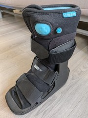 Össur form fit ankle brace – Walker Air Low Top – LARGE, Black