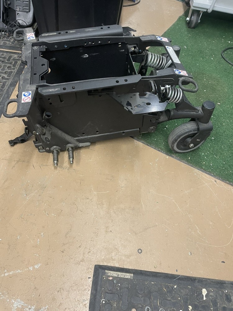Invacare 2 TDX SP Lower Chasis