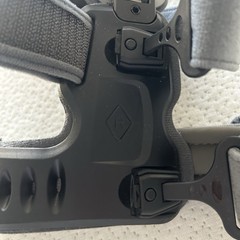 Aspen OA Knee Brace 4 Strap Support Right Knee Adjustable Comfort (NO KEY)