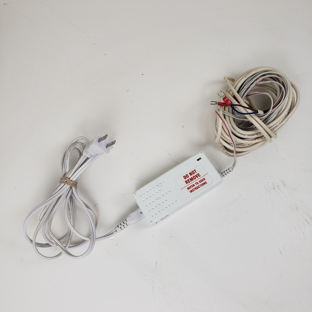 Acorn Superglide 130 Stairlift Power Adapter XY60S-2801500Q-UD 28V 1.5A White