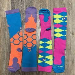 Lot Of 2 PRO COMPRESSION Socks Marathon Running Pink Blue Orange S / M