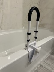 Adjustable Bathtub Safety Rail, Bathtub Handle Grab Bar with Non-Slip Grip fo…