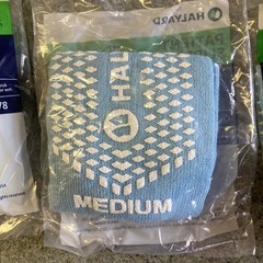 Halyard 48678 – Patient Slippers Medium, Light Blue, Double Thread, Lot Of 6