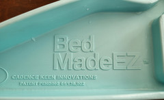 Bed Made EZ Bed Mattress Wedge Lifts And Holds – Bed Making Tool ~ MINT