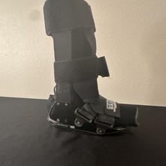 TOC Adjustable Black Ankle Foot Walker Boot Brace w/ Rocker Sole, Size 1-2 kids