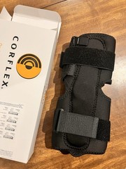 NEW Corflex Cooltex 13″ Anterior Closure Knee Wrap OP Pop wHinge. SMALL