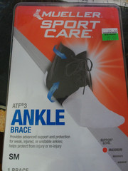 NEW Mueller Sport Care 42371 ATF 3 Ankle Brace SM Right Left Advanced Black