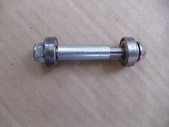 1 – STD24DDA Drive Sentra Heavy Wheelchair – Front Wheel Axle,Bearing,Spacer