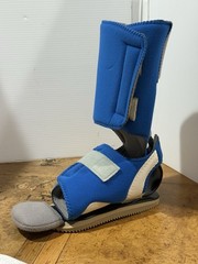 PAIR Foot Drop Splint MPO 2000 MEDIUM Hook and Loop Closure Left or Right Foot
