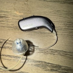Oticon Smart Charger MiniRite R Model: C-2A – with Hearing AIDS