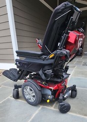 Quantum Q6 Edge 2.0 Power Wheelchair FOR SALE barely used (4:22 Hours/ODO 4 mi)