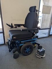 Quantum Edge 3 iLevel Power Wheelchair – Pristine Condition, Fully Loaded 2023