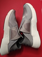 Ance Recovery Sneakers Icepack Acupressure Dancers Performers Size 4 MSRP $159