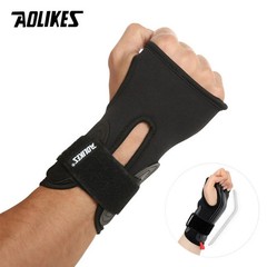 Ski Wrist Guards Support Braces Pair Snowboard Skating Hand Palm Protection