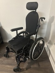 Ki Mobility Liberty FT Tilt-in-Space Wheelchair – ONE SET OF FOOTRESTS