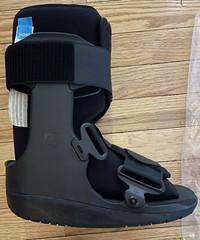 NEW Ossur Formfit Walking Boot Fracture Sprains Pneumatic Technology Short Small