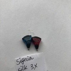 Signia Silk Ready Fit 3x for mild to moderate hearing losses PARTS ONLY SEE DISC