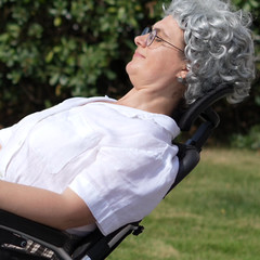 Fold And Travel Auto Recline Lightweight Foldable Electric Power Wheelchair