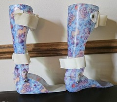 Childs AFO Orthosis Hard Plastic Foot Ankle Brace Hinged Right & Left Legs