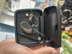 STARKEY EVOLV AI 1000 Hearing Aids R+L with EXTRA BATTERIES