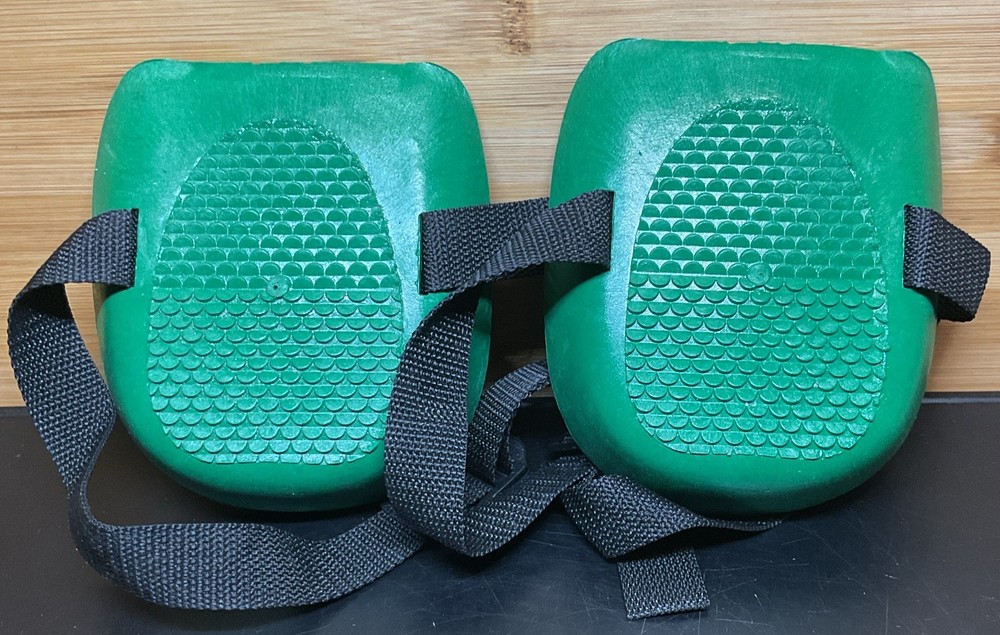 Vintage Knee Protector Pads Guards 5.5×5 In Size Rubber Green With Nylon Straps