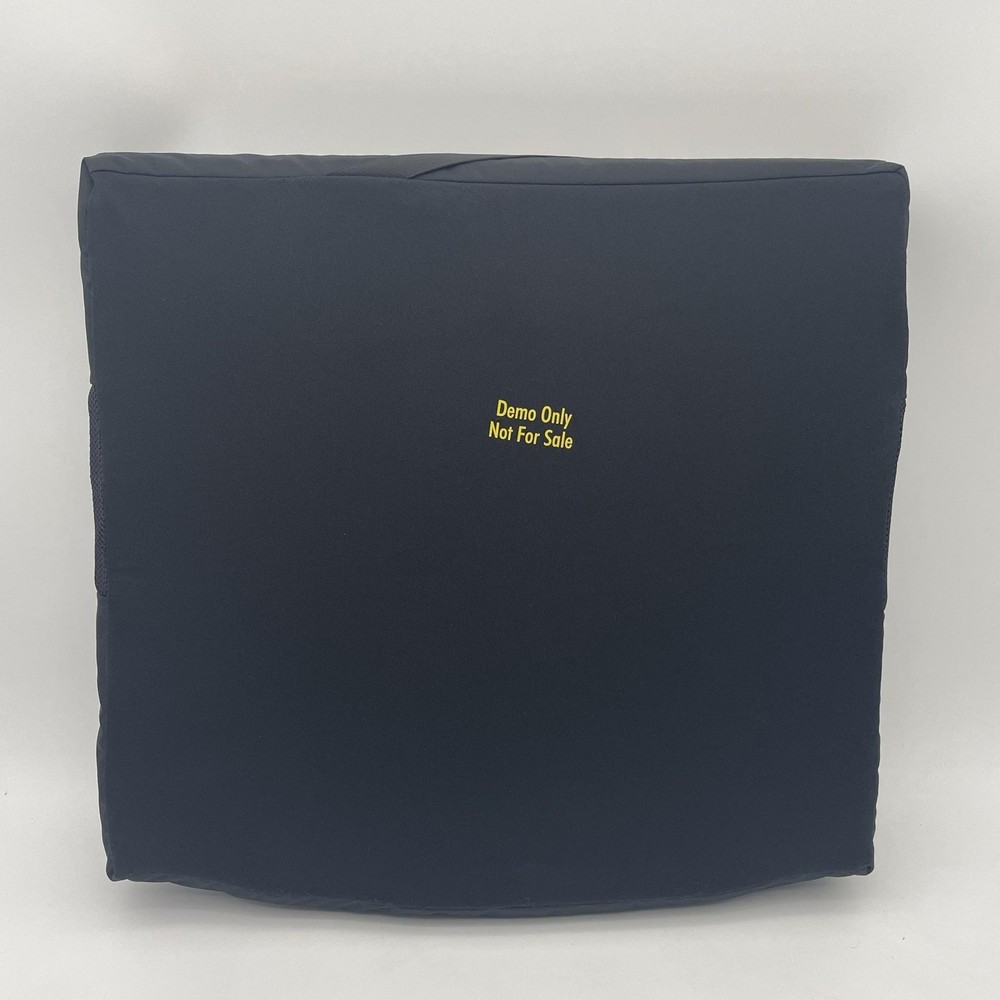 Supracor StimuLITE Bariatric Honeycomb Wheelchair Cushion 22.5x22x3.5 Black Demo
