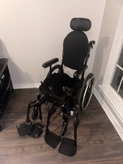 Ki Mobility Liberty FT Tilt-in-Space Wheelchair – ONE SET OF FOOTRESTS