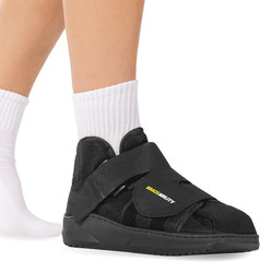 Braceability Closed Toe Medical Walking Shoe – Lightweight Broken Toe Cast Boot,