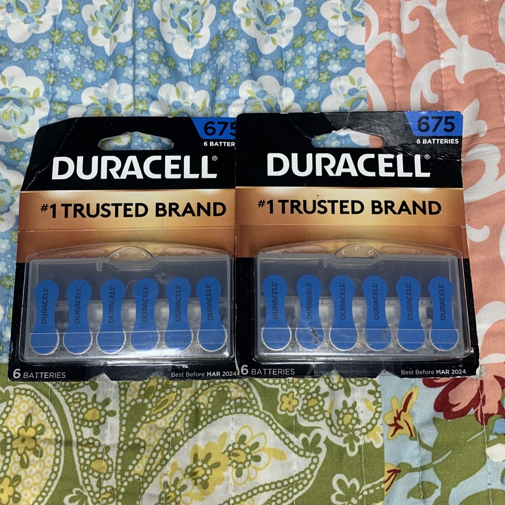 2X Duracell Size 675 Hearing Aid Batteries, 6 pack, Zinc Air, 1.45 V EXP 03/2024
