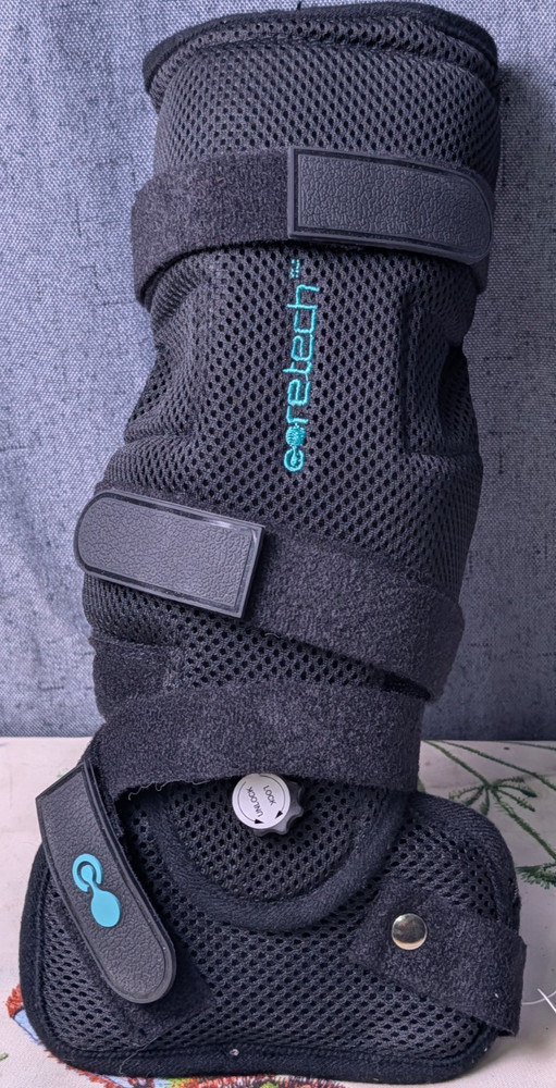 Coretech 916 Premium Wrist Brace Carpal Tunnel Arthritis Splint Post Op Recovery