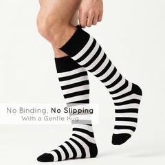 Unisex Knee High Stripe Socks 4-7 Stripe White and Black