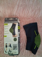 Brand New Neo G Active Ankle Support Sleeve (Size L) *NEW WITH DAMAGED BOX*