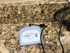 (2) Inogen One G3 Oxy Go Next Portable Oxygen Battery + Charger + Power Cord