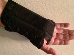 DJO PROCARE QUICKFIT WRIST II, UNIV, RT 79-87560 BLACK