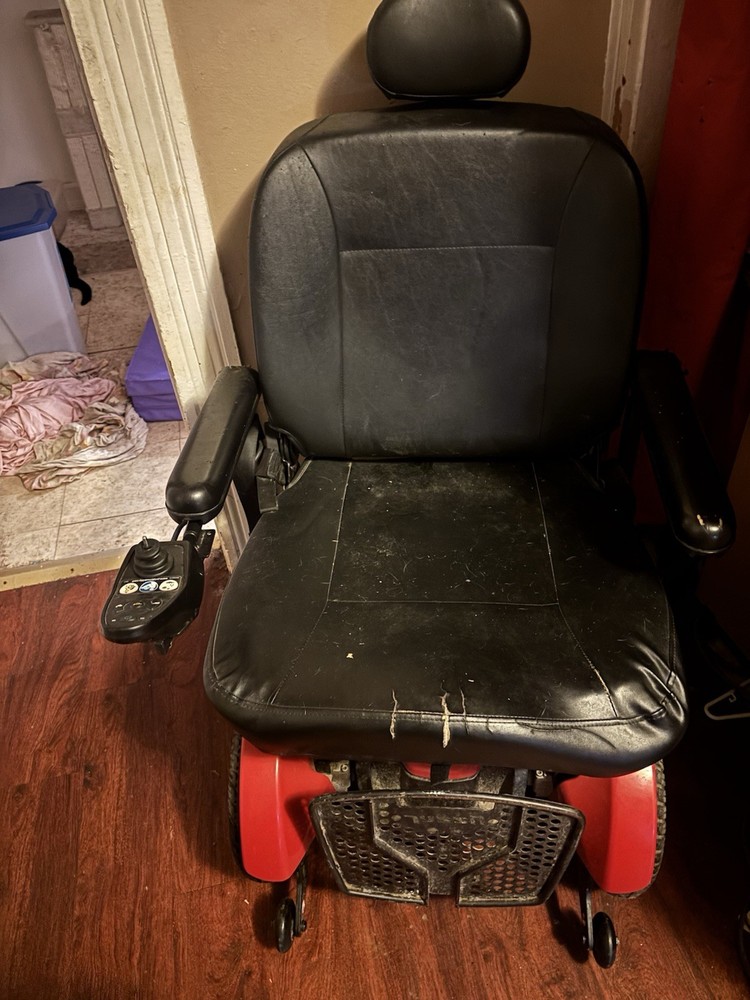 Red-Black chair holds up to 300 lbs, has an 18.6mile range.in & outdoor, comfy!