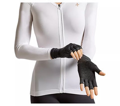 2 Pack Tommie Copper 2-in-1 All Weather Compression Glove Combo – Black/Medium