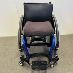 Quickie XTR Suspension Manual Wheelchair Frog Legs Casters Acta-Embrace Cushion