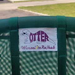Drive OT 2000 Folding Non-Slip Shower/Bath Chair Green/White 120 lb