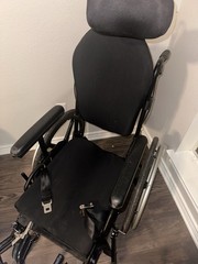Ki Mobility Liberty FT Tilt-in-Space Wheelchair – ONE SET OF FOOTRESTS