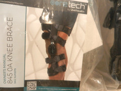Coretech 845 OA Knee Brace Pair Left & Right Size MEDIUM ! Brand New !