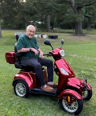 Four-Wheel Travel Mobility Scooter 800W 60V20AH Battery Motor for Adults Senior